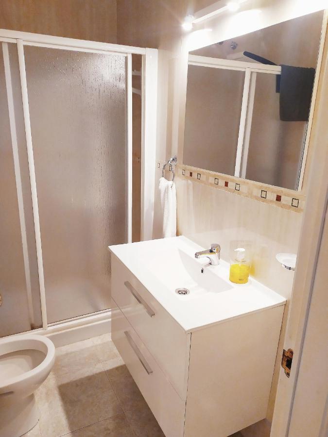 Apartamento Carvajal Beach Fuengirola Exteriör bild
